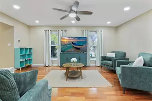 1356 Larchmont Dr, Buffalo Grove, IL 60089 - Photo 25