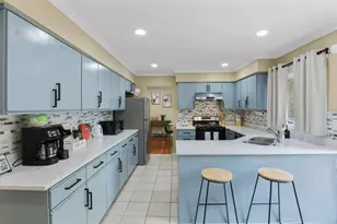 1356 Larchmont Dr, Buffalo Grove, IL 60089 - Photo 15