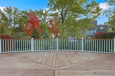 1356 Larchmont Drive, Buffalo Grove, IL 60089 - Photo 49