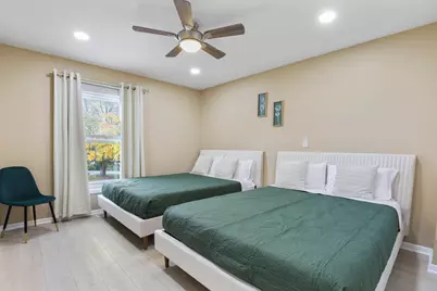 1356 Larchmont Drive, Buffalo Grove, IL 60089 - Photo 31