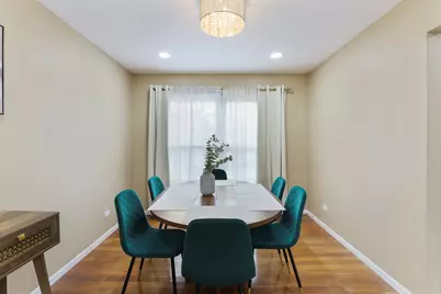 1356 Larchmont Drive, Buffalo Grove, IL 60089 - Photo 23