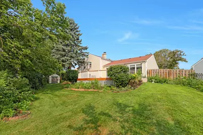 1356 Larchmont Drive, Buffalo Grove, IL 60089 - Photo 7