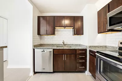 4343 N Clarendon Avenue #1017, Chicago, IL 60613 - Photo 7