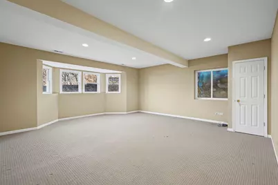 680 Lions Drive, Lake Zurich, IL 60047 - Photo 27