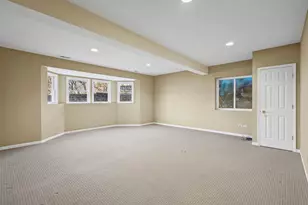 680 Lions Dr, Lake Zurich, IL 60047 - Photo 27