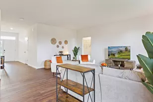 2310 Truman Trail, McHenry, IL 60051 - Photo 9