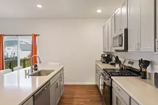 2310 Truman Trail, McHenry, IL 60051 - Photo 19