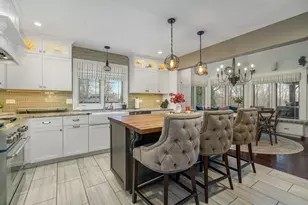 12165 W Castle Dr, Mokena, IL 60448 - Photo 11