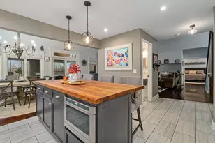 12165 W Castle Dr, Mokena, IL 60448 - Photo 13