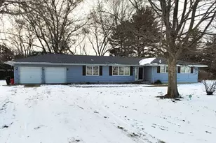 2585 S Jugtown Rd, Coal City, IL 60416 - Photo 1