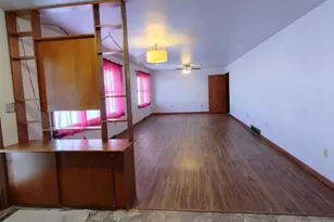 2585 S Jugtown Rd, Coal City, IL 60416 - Photo 3