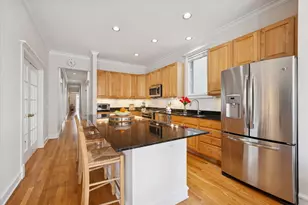 [Address not provided], Chicago, IL 60657 - Photo 3