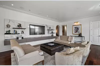 118 E Erie Street #28F, Chicago, IL 60611 - Photo 7