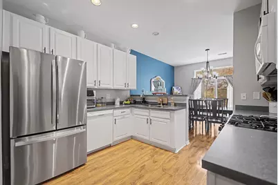 302 Tower Hill Drive #302, Saint Charles, IL 60175 - Photo 11