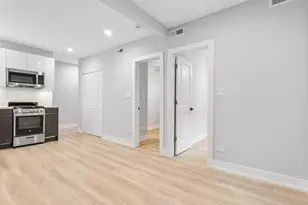 1554 W Juneway Terrace, Chicago, IL 60626 - Photo 5