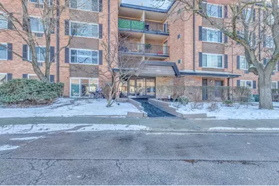 1107 S Old Wilke Road #103, Arlington Heights, IL 60005 - Photo 1