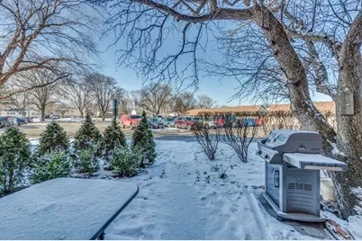 1107 S Old Wilke Road #103, Arlington Heights, IL 60005 - Photo 17