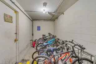 1107 S Old Wilke Rd, Arlington Heights, IL 60005 - Photo 19