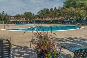 1107 S Old Wilke Rd, Arlington Heights, IL 60005 - Photo 25