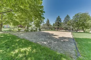 1107 S Old Wilke Rd, Arlington Heights, IL 60005 - Photo 27