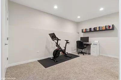 3331 W Crystal Street, Chicago, IL 60651 - Photo 19