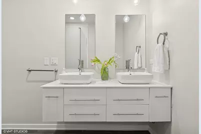 3331 W Crystal Street, Chicago, IL 60651 - Photo 13