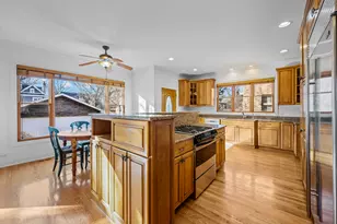 516 Drexel Ave, Glencoe, IL 60022 - Photo 9