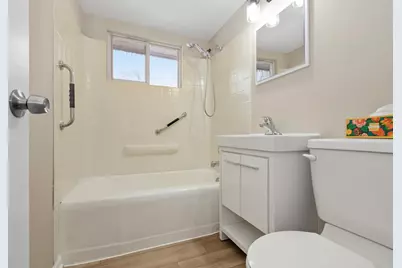 165 Nashua Street, Park Forest, IL 60466 - Photo 7