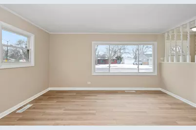 165 Nashua Street, Park Forest, IL 60466 - Photo 3