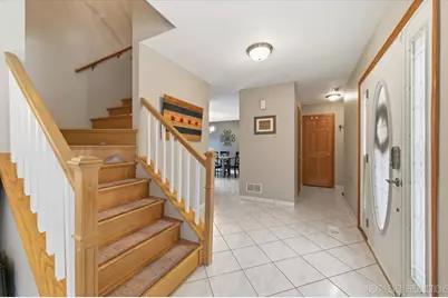 517 Danbury Drive, Carol Stream, IL 60188 - Photo 7