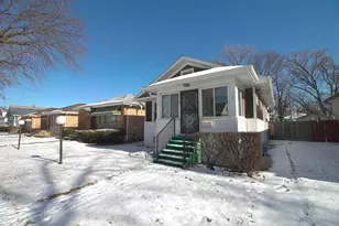 1427 S 21st Ave, Maywood, IL 60153 - Photo 1