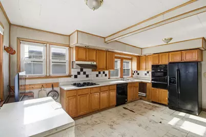 1427 S 21st Avenue, Maywood, IL 60153 - Photo 5