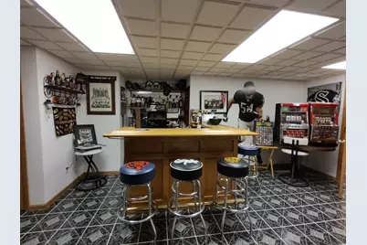 100 SW Thornhill Drive, Poplar Grove, IL 61065 - Photo 35