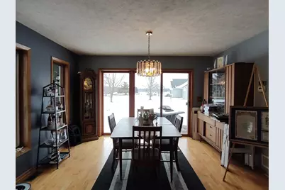 100 SW Thornhill Drive, Poplar Grove, IL 61065 - Photo 11