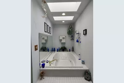 100 SW Thornhill Drive, Poplar Grove, IL 61065 - Photo 27