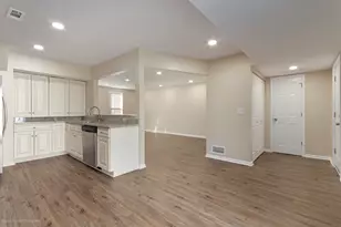 653 Serendipity Dr, Aurora, IL 60504 - Photo 7