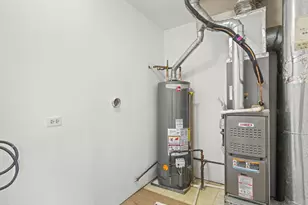 209 Huntington Ct, Oswego, IL 60543 - Photo 23