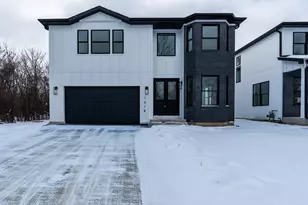 1014 N Princeton Ave, Villa Park, IL 60181 - Photo 1