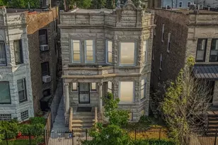 3220 W Polk St, Chicago, IL 60624 - Photo 1