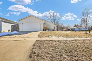 1404 Greenridge Dr, Urbana, IL 61802 - Photo 25