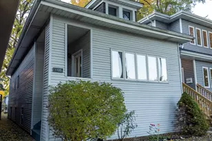 1133 S Ridgeland Ave, Oak Park, IL 60304 - Photo 1