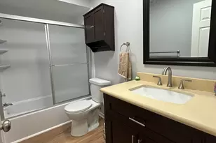 350 1st Ct, Crystal Lake, IL 60014 - Photo 9