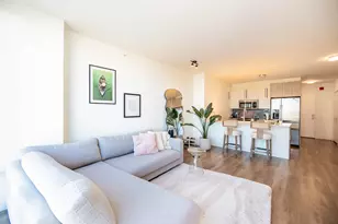 350 N Canal St, Chicago, IL 60606 - Photo 3