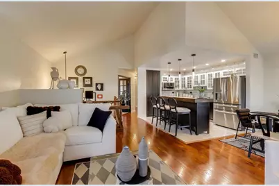 552 Lincoln Station Drive, Oswego, IL 60543 - Photo 9