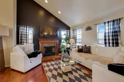 552 Lincoln Station Drive, Oswego, IL 60543 - Photo 7