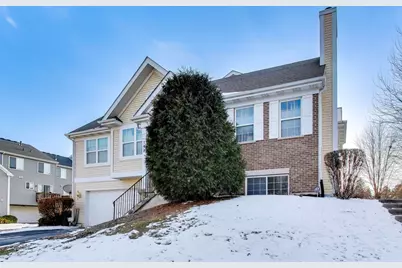 552 Lincoln Station Drive, Oswego, IL 60543 - Photo 3