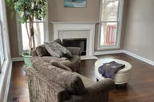 510 Harlowe Ln, Naperville, IL 60565 - Photo 3