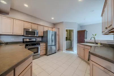 510 Harlowe Lane, Naperville, IL 60565 - Photo 7