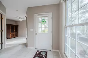 510 Harlowe Ln, Naperville, IL 60565 - Photo 3