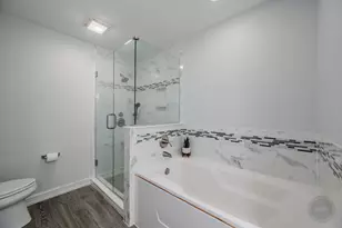 510 Harlowe Ln, Naperville, IL 60565 - Photo 25